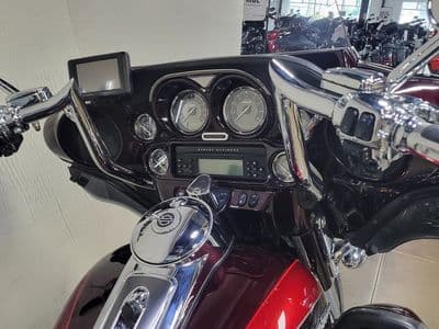 Harley Davidson Touring Electra Glide Ultra Classic 2016 - Vista 3