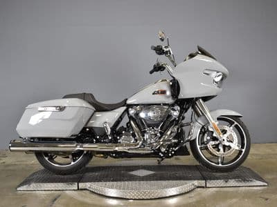 Harley Davidson Road Glide 2024 - Vista 1